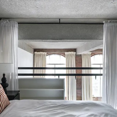 Ideal Luxury *